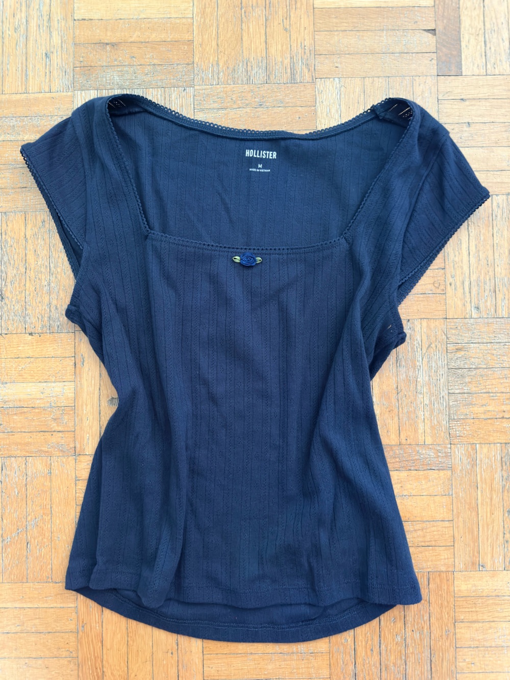 Hollister cap sleeve blouse